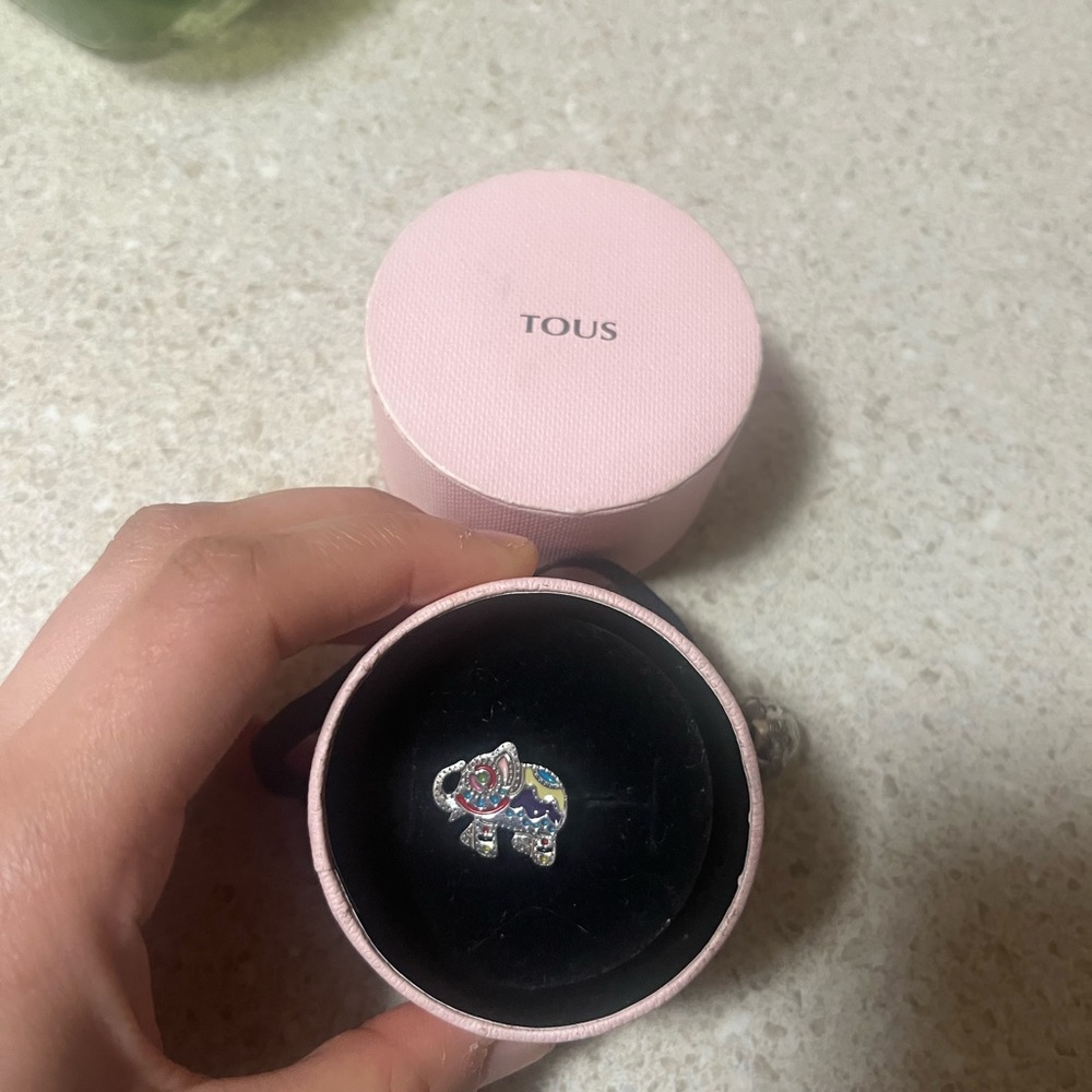 Tous ring